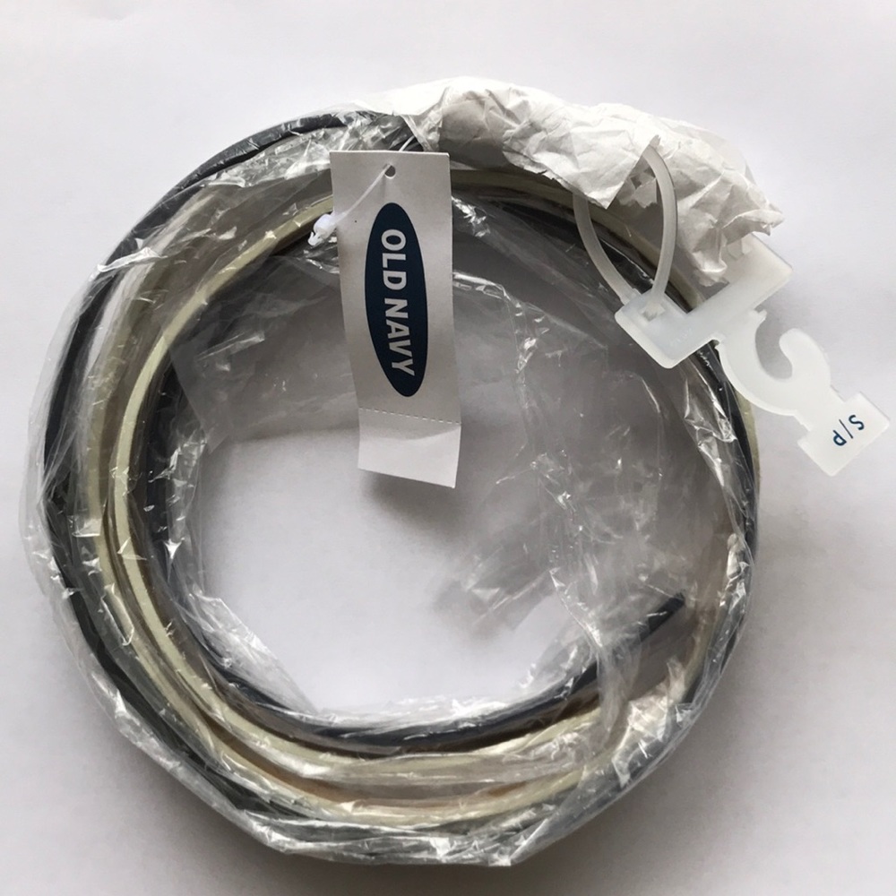 Old Navy Set of 2 Belts